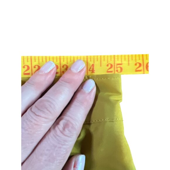 Mens Duluth Flex Bull Moose 9" Board Shorts Duluth Trading SZ 48 Color Olde Gold - Picture 4 of 8